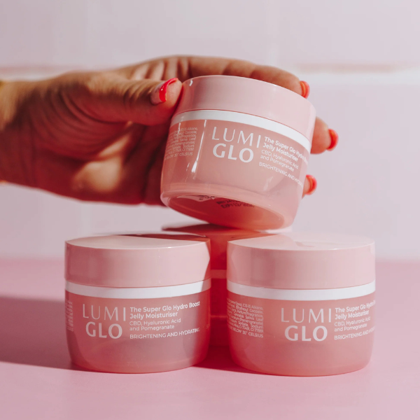 The Super Glo Hydro Boost Jelly Moisturiser