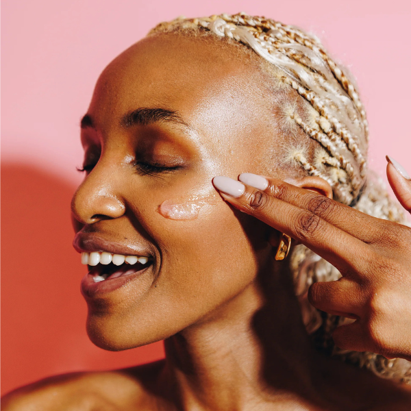 The Glo Cleansing Exfoliating Balm