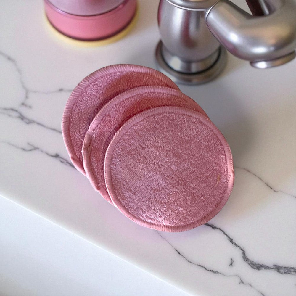 Reusable-Makeup-Remover-Pads-Oh-So-Niche-MockUp