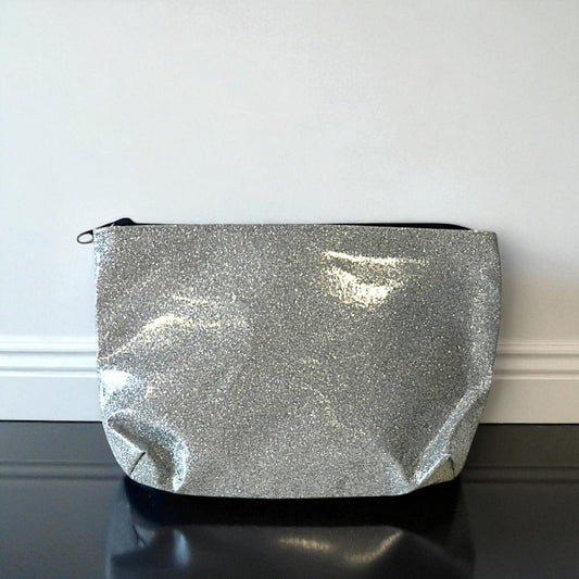 Glitter-Vanity-Bag-Oh-So-Niche-Mockup