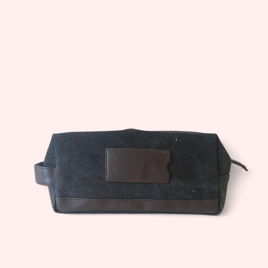 Toiletry-Bag-Oh-So-Niche
